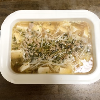 寒い日　鍋レシピ　麻婆豆腐鍋